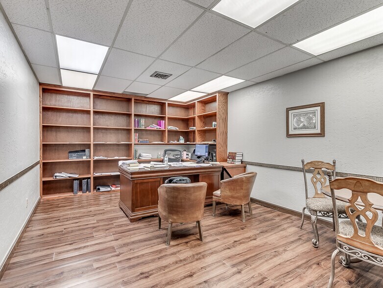 More Photos Of 325 Dean A Mcgee Ave, Oklahoma City Office For Sale