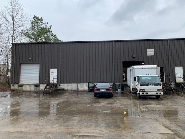 More Photos Of 175 Andrew Dr, Stockbridge Warehouse For Lease