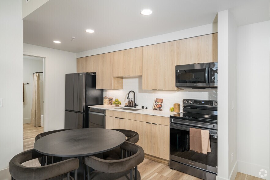 More Photos Of 4112 W 24th Ave, Kennewick Apartments For Lease