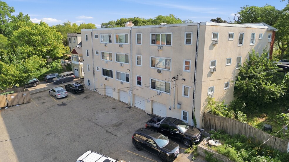 More Photos Of 3412 Bloomington Ave S, Minneapolis Apartments For Sale