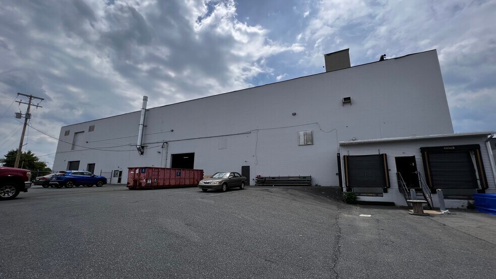 More Photos Of 1727-1801 Union Blvd, Allentown Warehouse For Lease