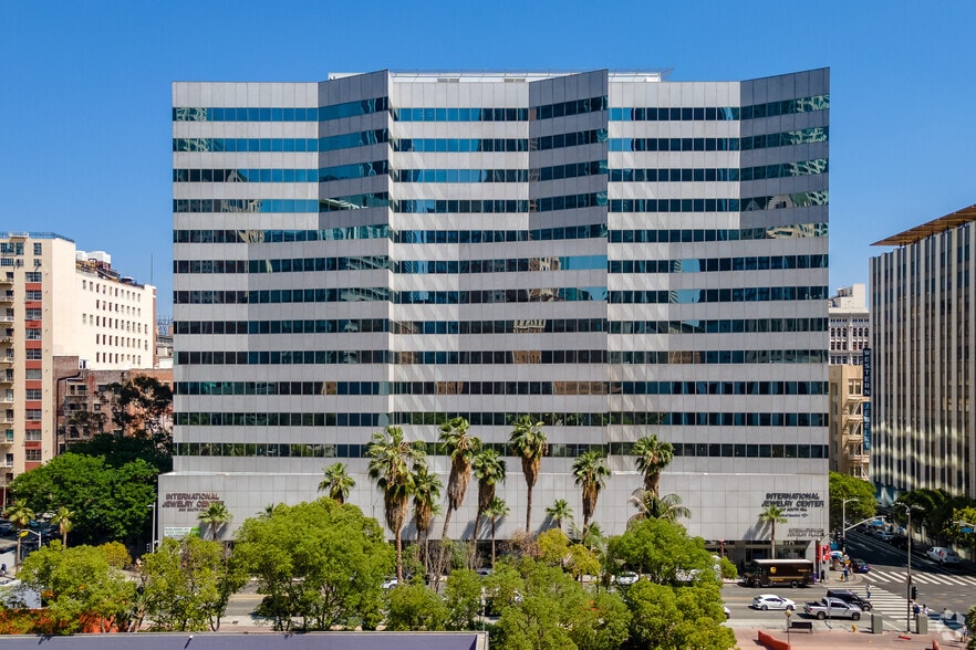 More Photos Of 550 S Hill St, Los Angeles Office For Lease