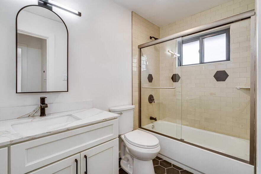 More Photos Of 2321 Adrian St, Napa Apartments For Sale
