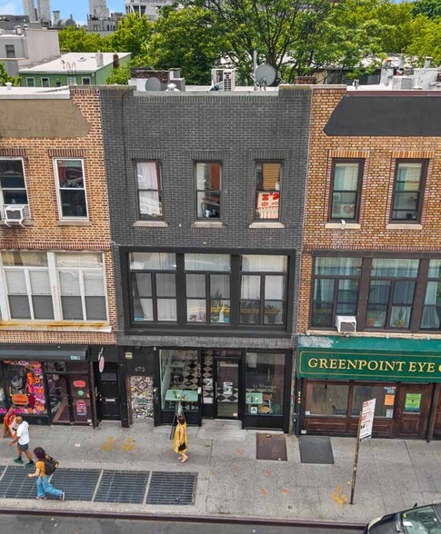 More Photos Of 673 Manhattan Ave, Brooklyn Storefront Retail Residential For Sale