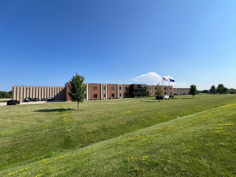 Primary Photo Of 9201 Wilmot Rd, Pleasant Prairie Warehouse For Lease