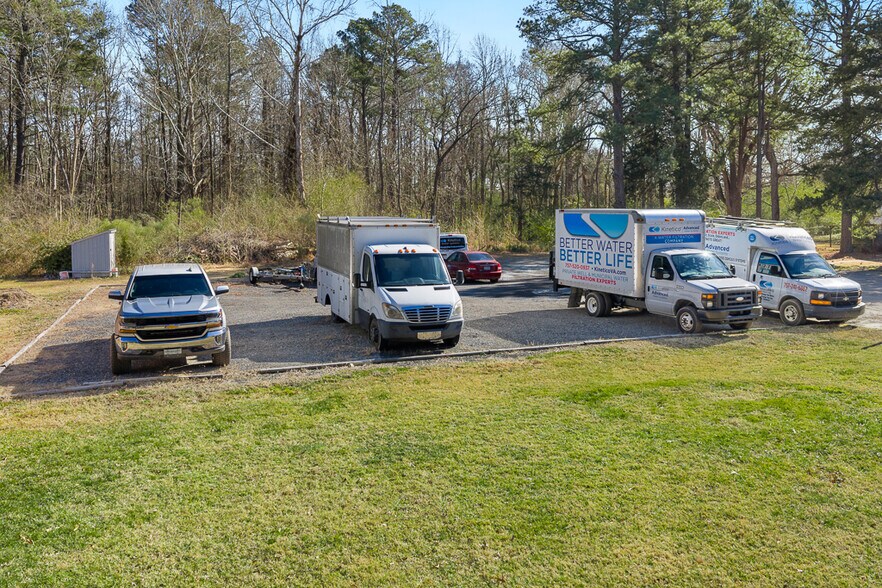 More Photos Of 4431-4445 Old Battlefield Blvd S, Chesapeake Specialty For Sale