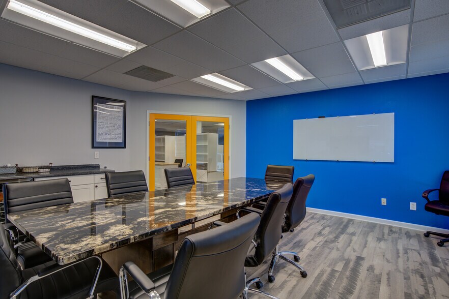 More Photos Of 2960 N Academy Blvd, Colorado Springs Office For Sale