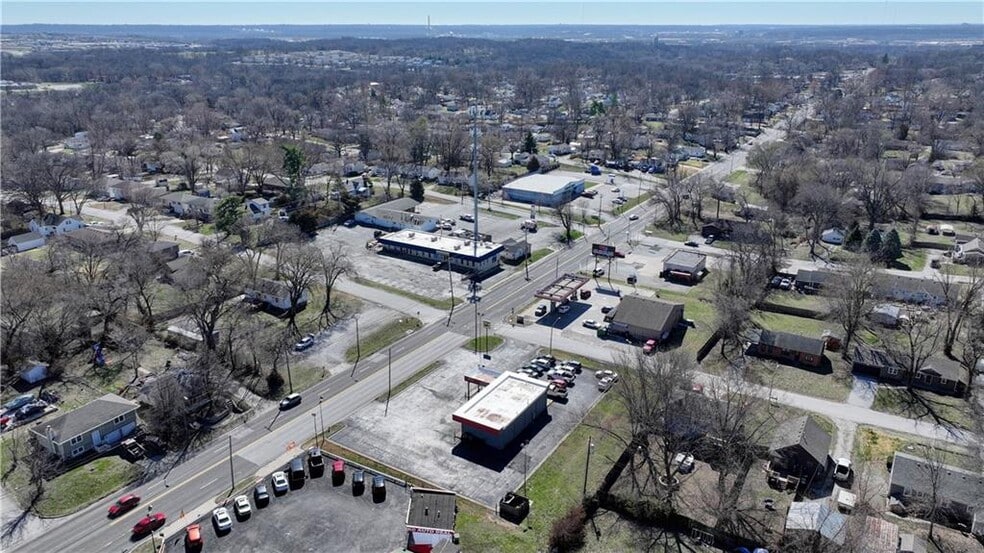 More Photos Of 4600 N Brighton Ave, Kansas City Industrial For Sale