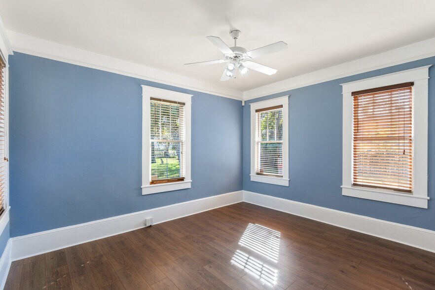 More Photos Of 131 King St, Saint Augustine Freestanding For Sale