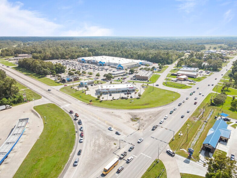 More Photos Of 2139 Highway 146 Byp, Liberty Storefront For Lease