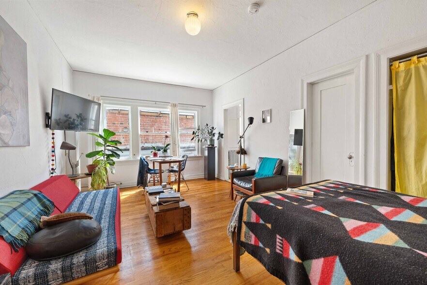 More Photos Of 3616 W Washington Blvd, Los Angeles Apartments For Sale