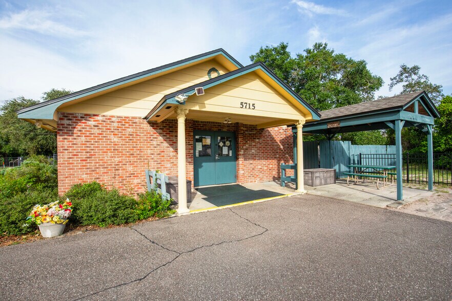 More Photos Of 5715 Turkey Lake Rd, Orlando Daycare Center For Sale
