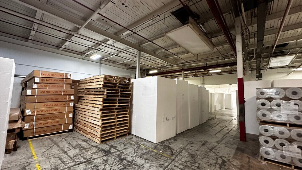More Photos Of 1727-1801 Union Blvd, Allentown Warehouse For Lease