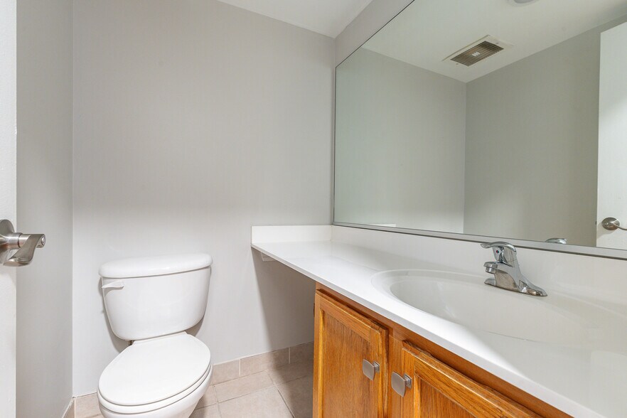 More Photos Of 220-222 Church St, Philadelphia Apartments For Sale