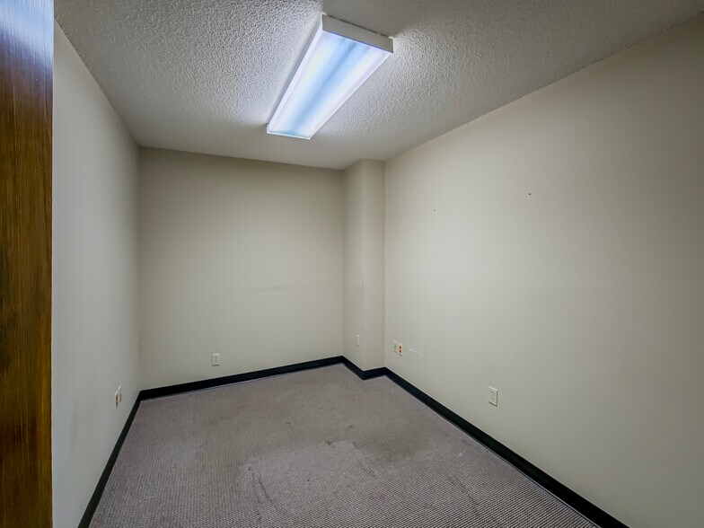 More Photos Of 2773 Marshall Dr, Tifton Warehouse For Sale