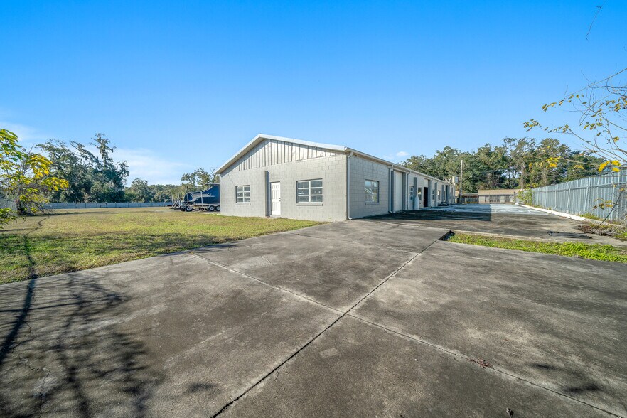 More Photos Of 943 NW 17th Ave, Ocala Warehouse For Sale