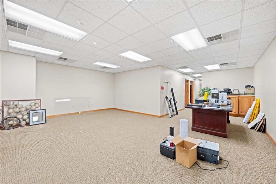 More Photos Of 303 E Main St, Pickens General Retail For Sale