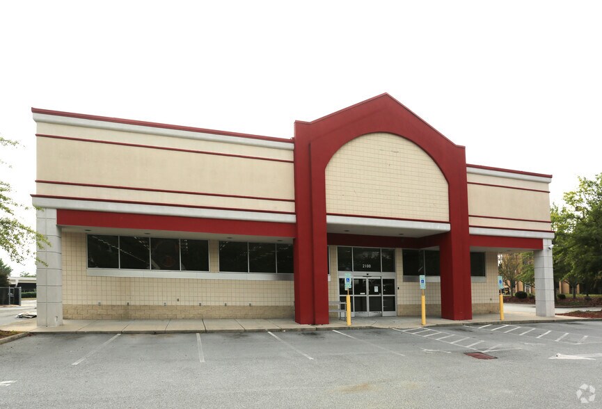 More Photos Of 2100 N Elm St, Greensboro Drugstore For Lease