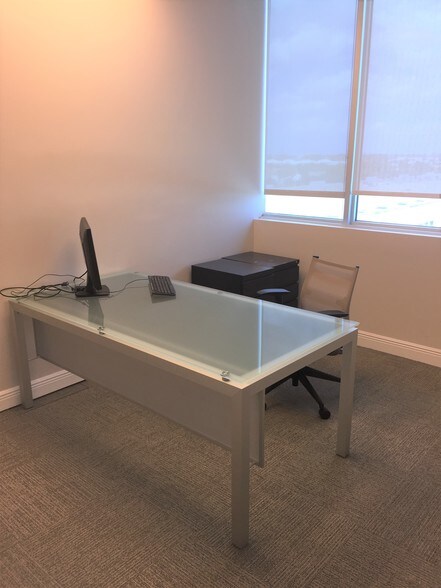 More Photos Of 2301 NW 87th Ave, Doral Office Residential For Lease