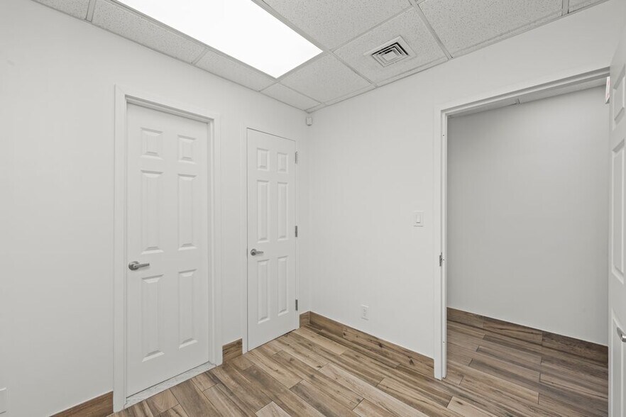 More Photos Of 248 Avenue P, Brooklyn Office Residential For Sale