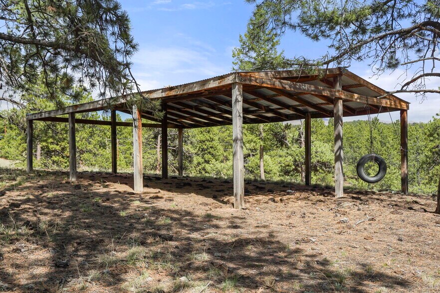 More Photos Of 247 Pinewood Rd, Florissant Specialty For Sale