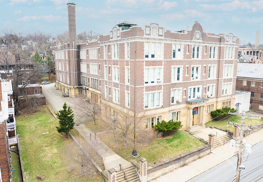More Photos Of 747 Wallace Ave, Pittsburgh Land For Sale