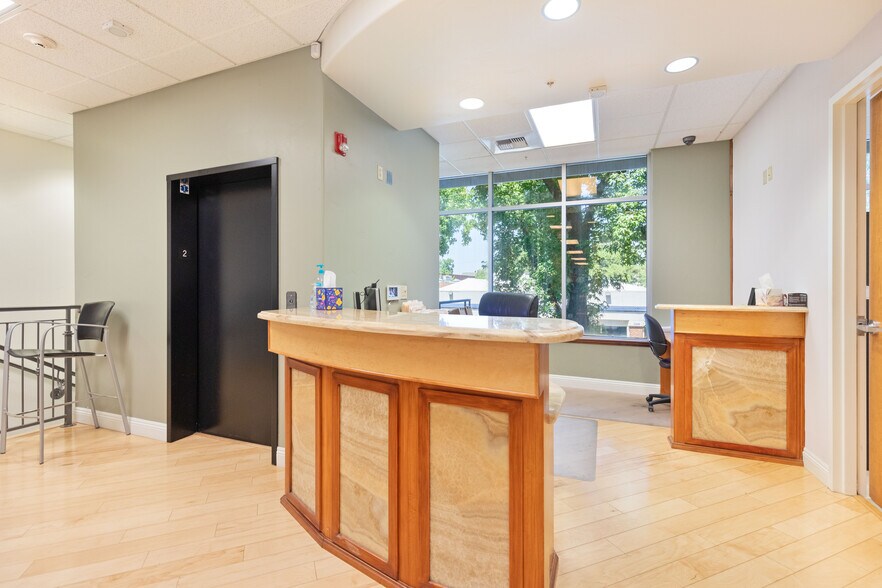 More Photos Of 1226 H St, Sacramento Office For Sale