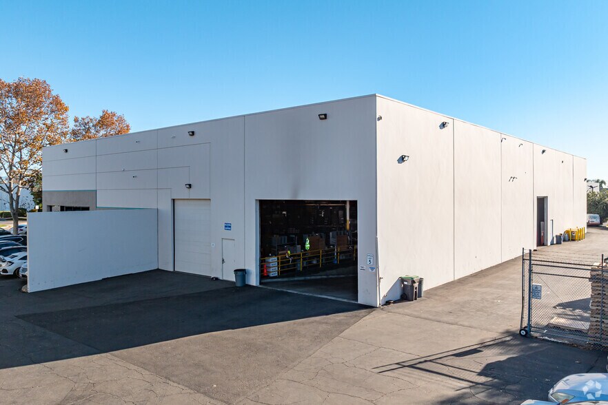 Primary Photo Of 3647 Shasta St, Chino Warehouse For Lease