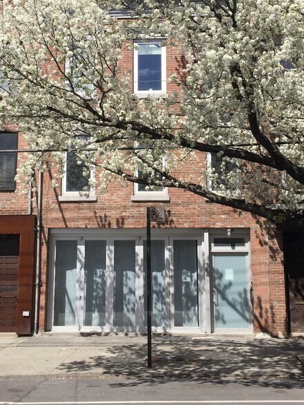 More Photos Of 384 Van Brunt St, Brooklyn Storefront Retail Residential For Lease