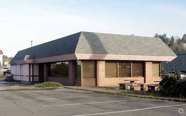 More Photos Of 151 Sunset Blvd N, Renton Restaurant For Lease
