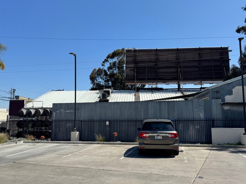 More Photos Of 8169 Center St, La Mesa Industrial For Sale