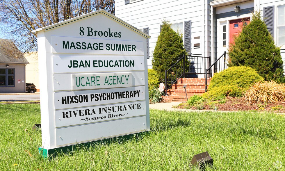 More Photos Of 8 Brookes Ave, Gaithersburg Office Residential For Lease