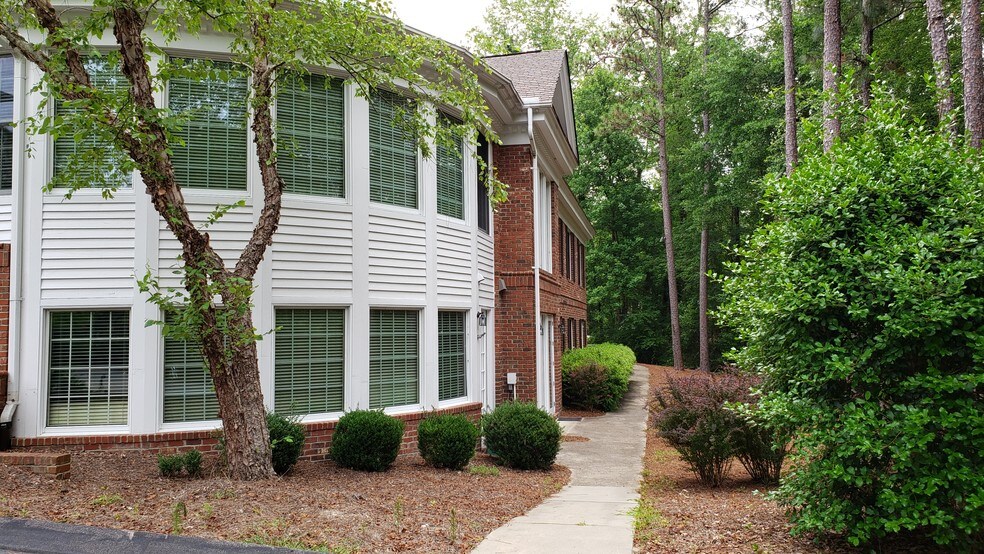 More Photos Of 120 Applecross Rd, Pinehurst Office For Lease