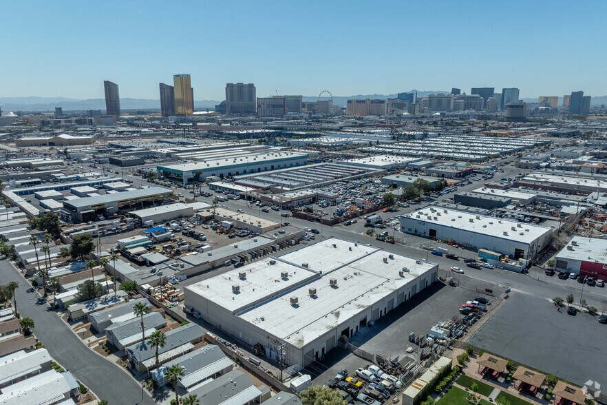 More Photos Of 3744 Meade Ave, Las Vegas Warehouse For Lease