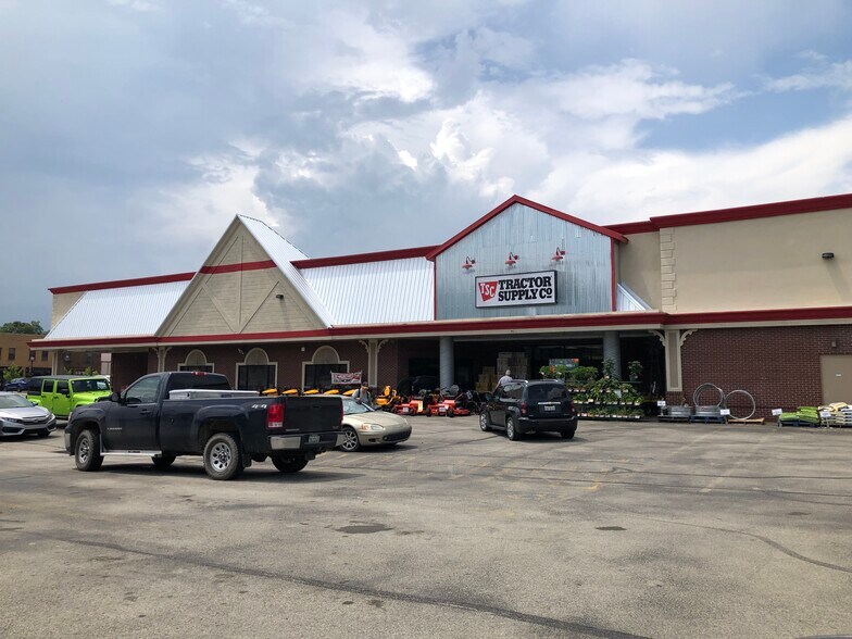 More Photos Of 231 E Market St, Blairsville General Retail For Sale