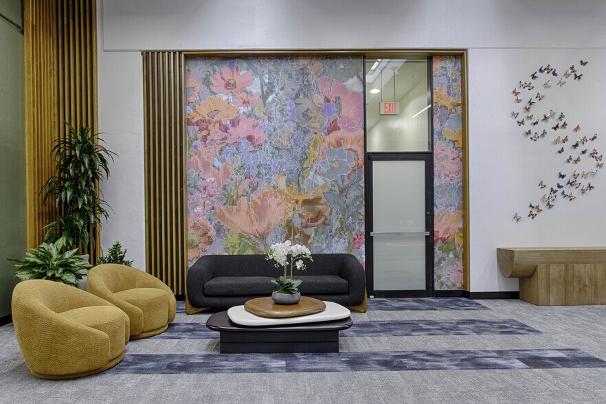 More Photos Of 100 N Central Expy, Richardson Coworking Space