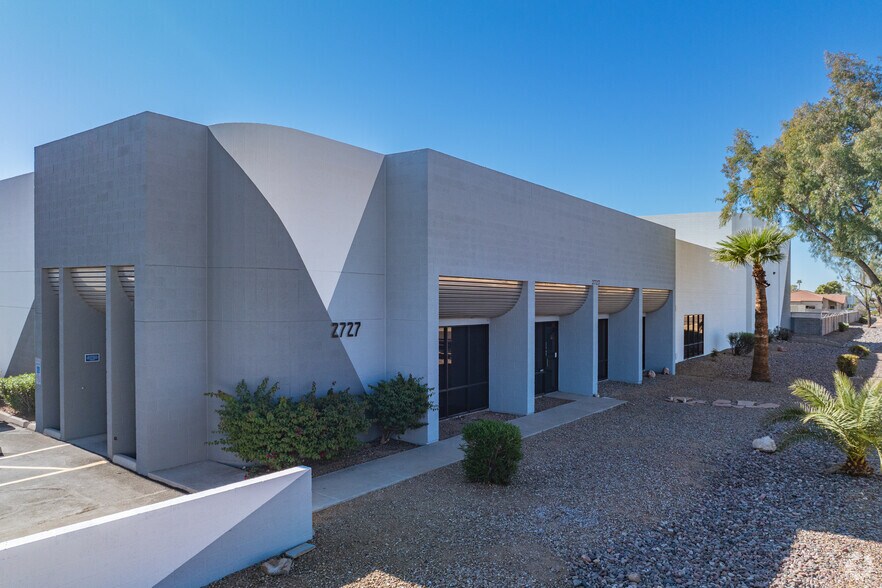 More Photos Of 2727 W Grovers Ave, Phoenix Warehouse For Sale