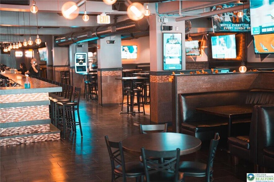 More Photos Of 515 Main St, Bethlehem Restaurant For Sale