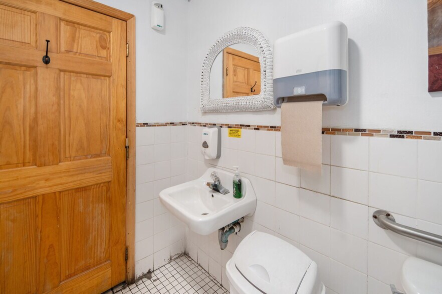 More Photos Of 334 Main St, Middleburgh Apartments For Sale