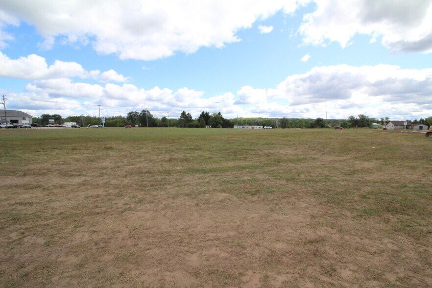 More Photos Of Plett Rd, Cadillac Land For Sale