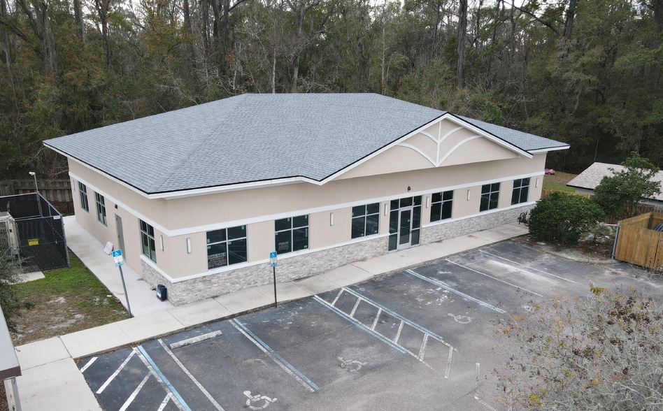 Primary Photo Of 2416 Dunn Ave, Jacksonville Medical For Lease
