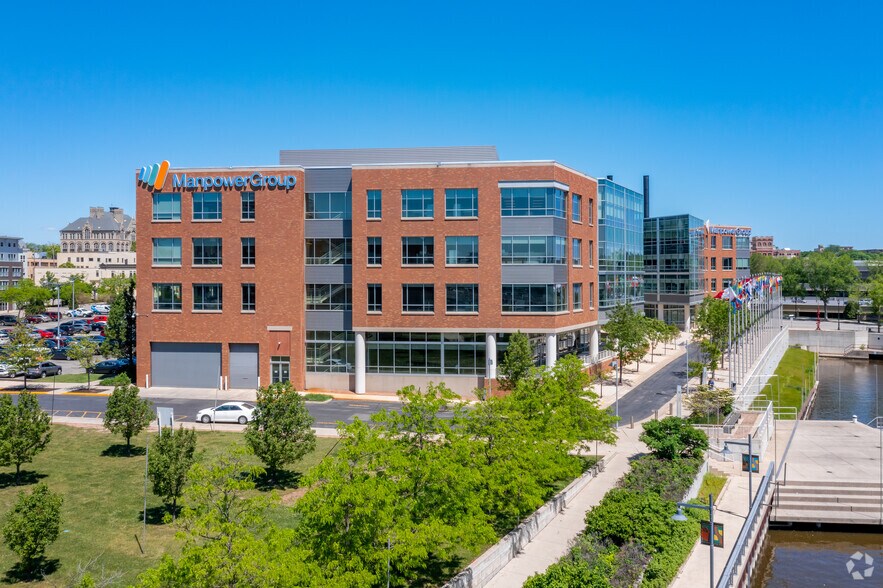More Photos Of 100 N Manpower Pl, Milwaukee Office For Lease