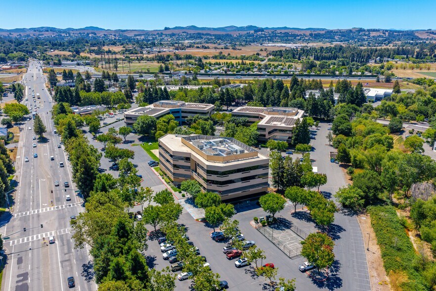 More Photos Of 5341 Old Redwood Hwy, Petaluma Office For Lease