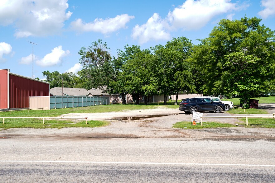 More Photos Of 108 S Main St, Yantis Restaurant For Sale