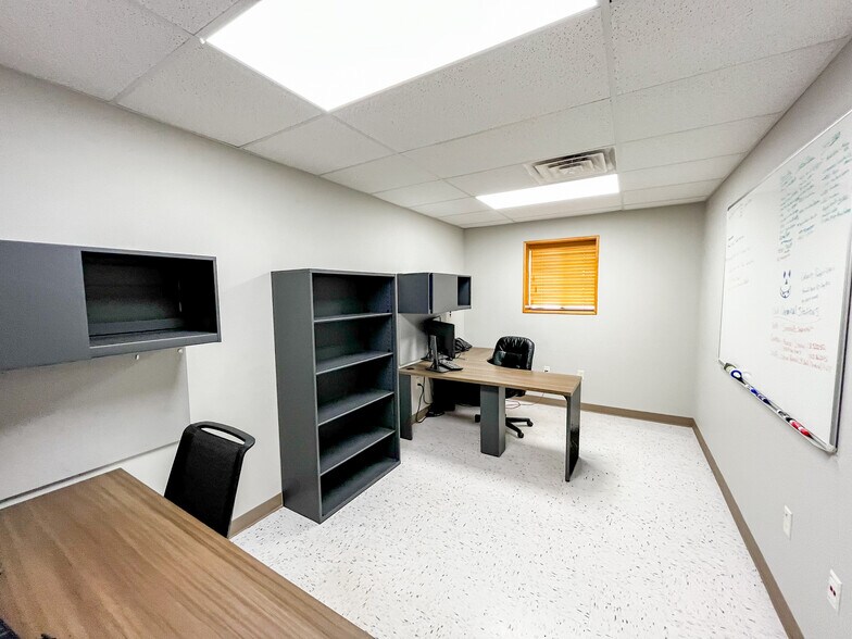 More Photos Of 906 S Highway 285, Pecos Warehouse For Sale