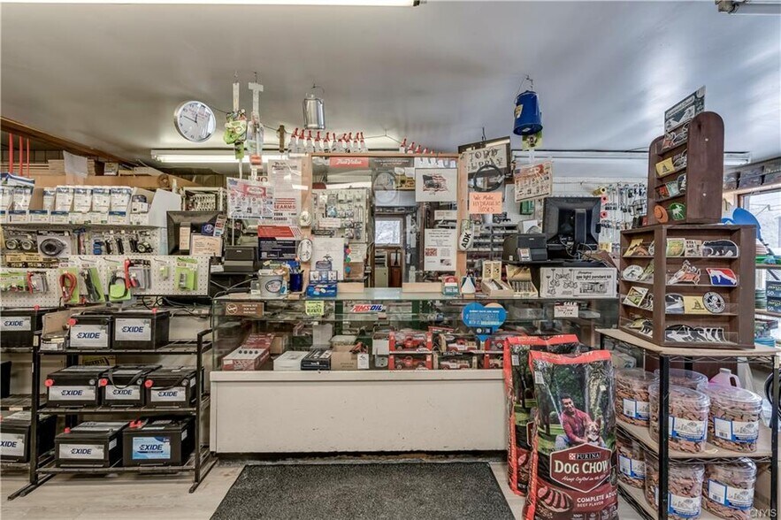 More Photos Of 4190 State Highway 3, Star Lake Freestanding For Sale