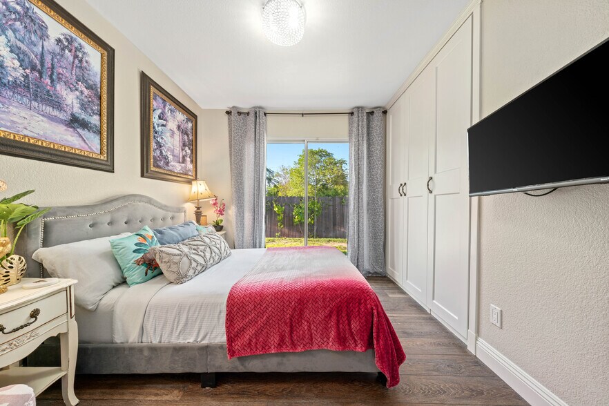 More Photos Of 3734 Hollister Ave, Carmichael Assisted Living For Sale