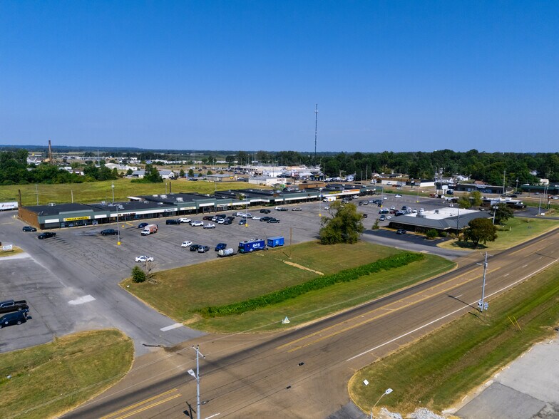 More Photos Of 1403 S 1st St, Union City Unknown For Lease