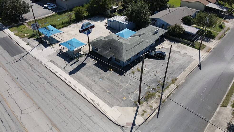 More Photos Of 4800 Rigsby Ave, San Antonio Auto Dealership For Lease