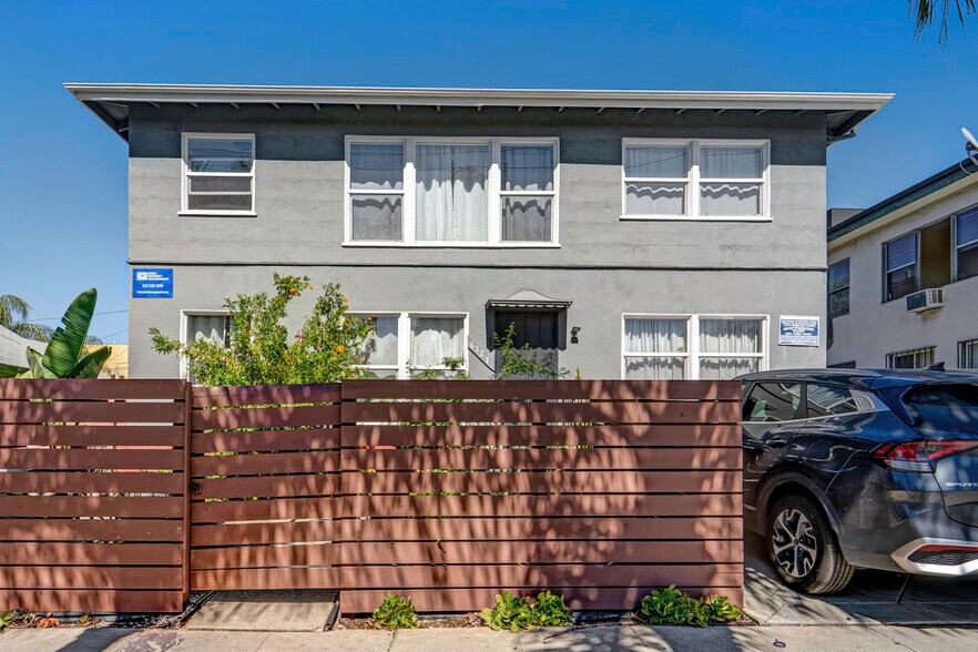 More Photos Of 6127 Romaine St, Los Angeles Apartments For Sale